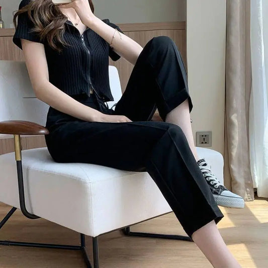 High-Waisted Gray Suit Trousers for Women — Effortless Autumn Elegance