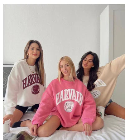 Cozy Chic Letter Print Patchwork Pullover – Stylish Long Sleeve Sweatshirt for Effortless Everyday Looks