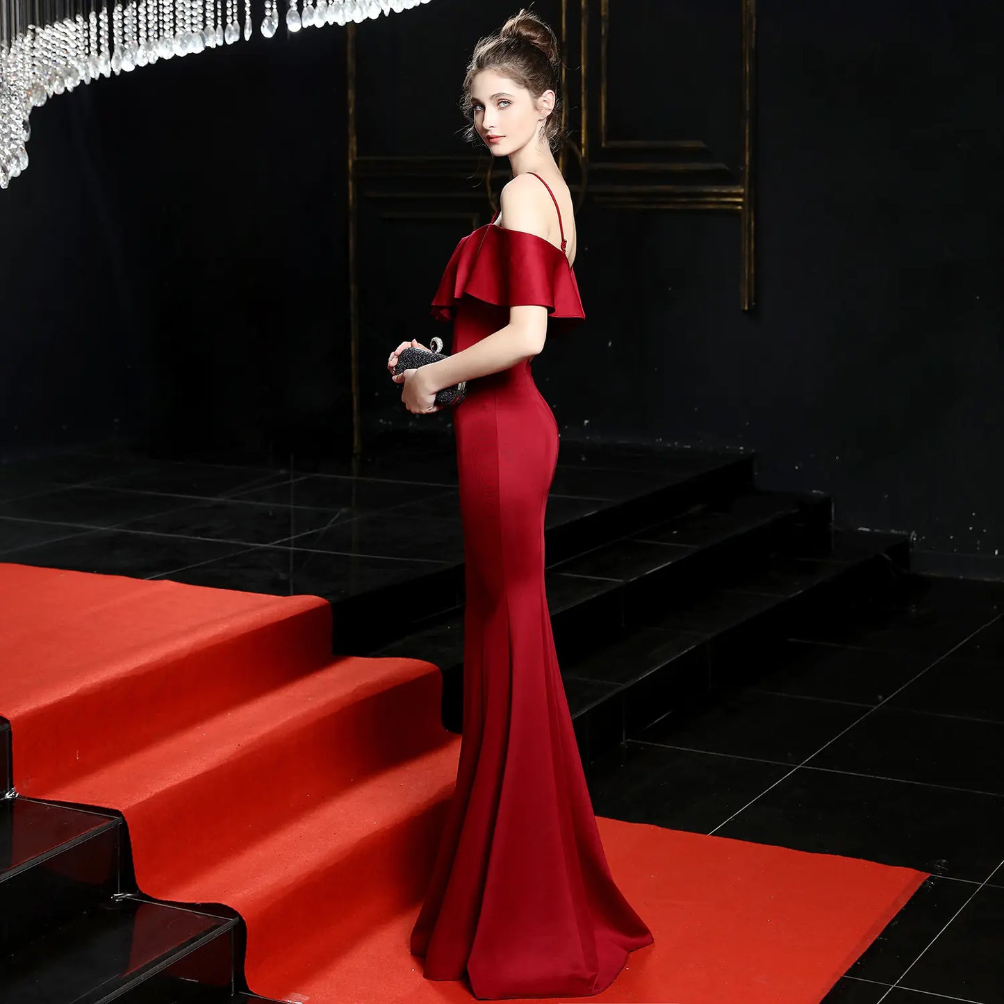 Red Mermaid Off-Shoulder Dress – Confidence in Every Curve.