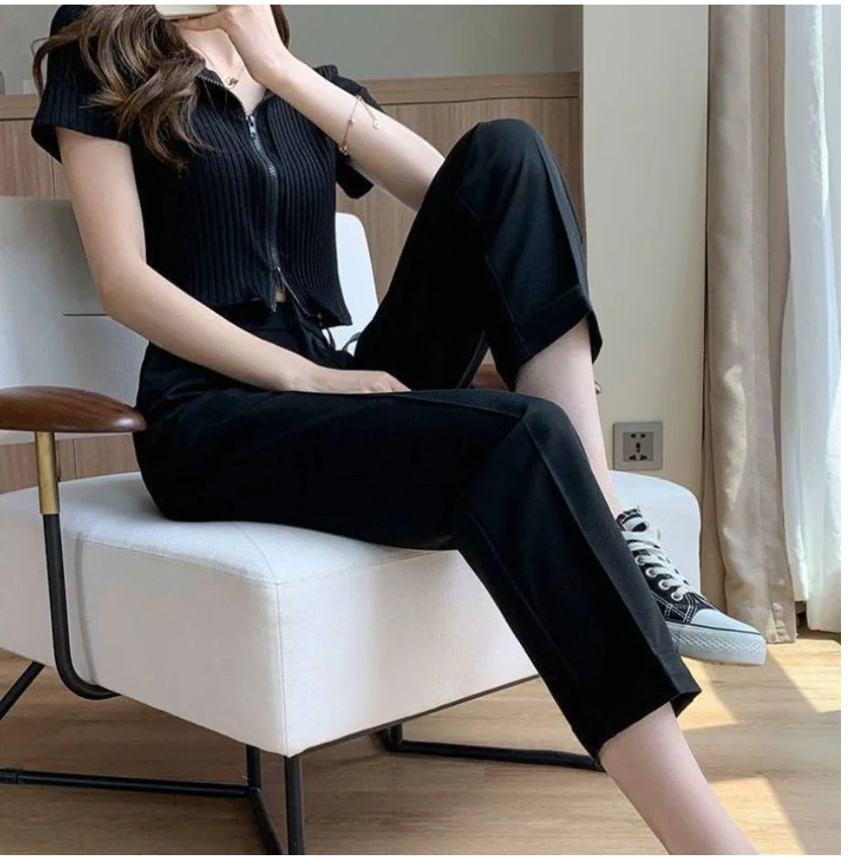 High-Waisted Gray Suit Trousers for Women — Effortless Autumn Elegance