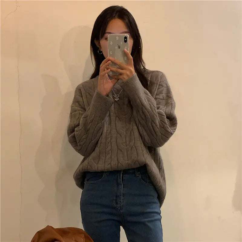 Women’s Vintage Chunky Knit Sweater – Soft Round Neck Autumn Pullover - Everlynk
